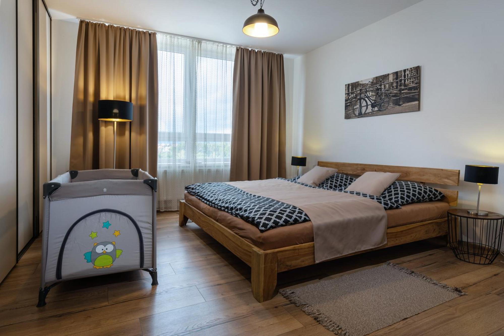 A-Partman Sk - Main Square - Private Parking - Mountain View - Top Floor - 82 M2 Poprad Ngoại thất bức ảnh